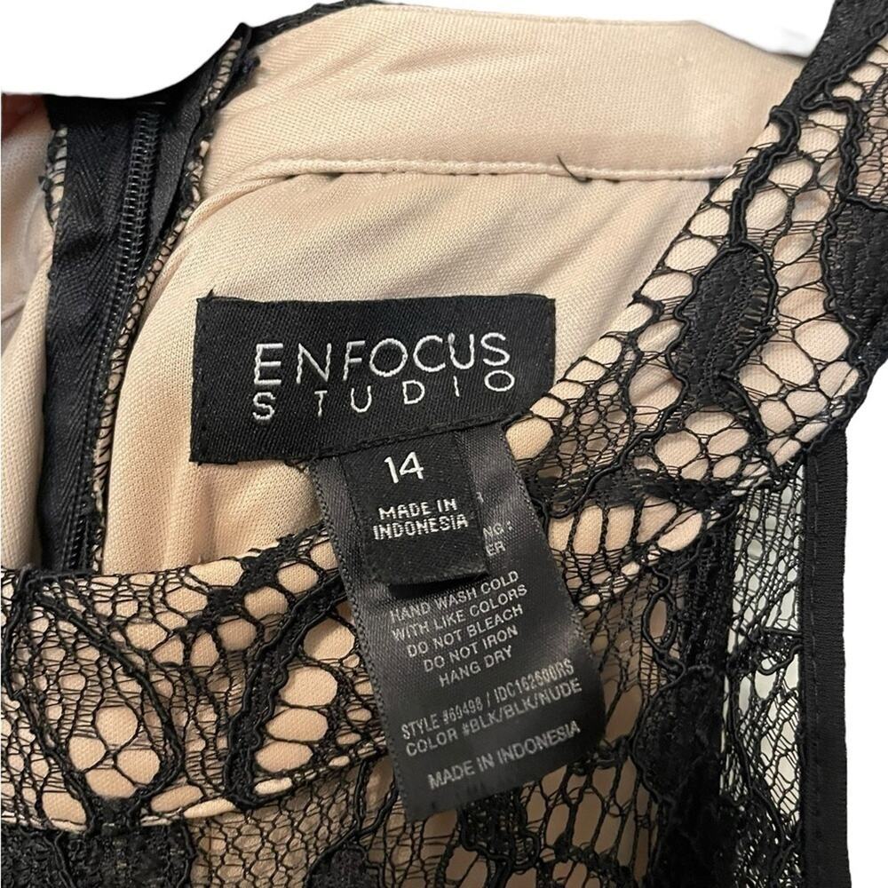 Enfocus Studio Black and Cream Evening Formal Dress - Size 14 - Picture 4 of 6